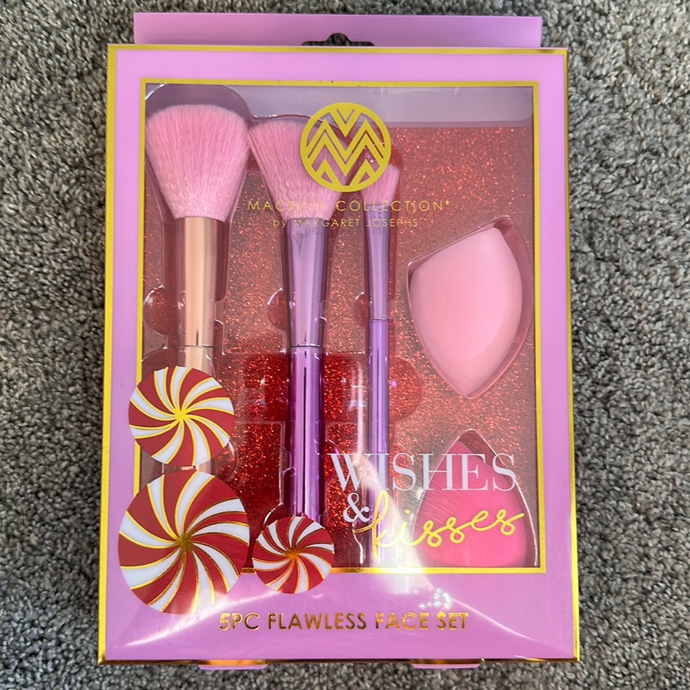 Macbeth Collection by Margaret Josephs 5 Pc Flawless Face Makeup Brush Set